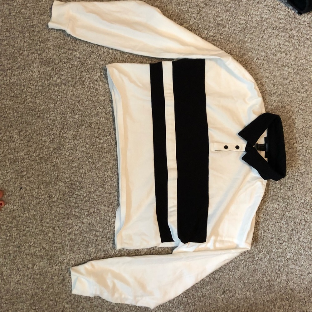 FOREVER 21 Black striped shirt